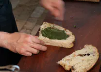 Making a capri sandwich