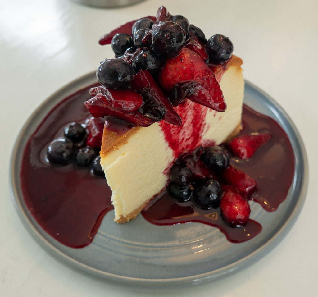 Ana Avellana Cheesecake and fresh fruit